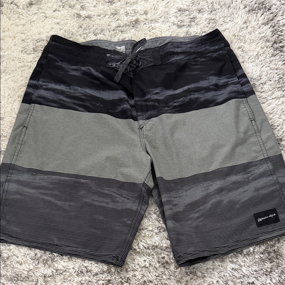 Quiksilver Men's Black and Gray Swim Shorts size 33